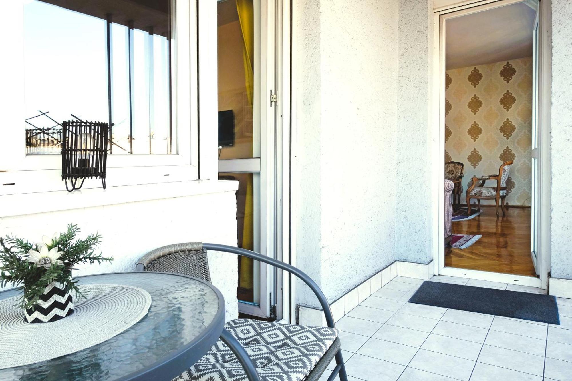 Windows City Apartment Belgrad Exterior foto